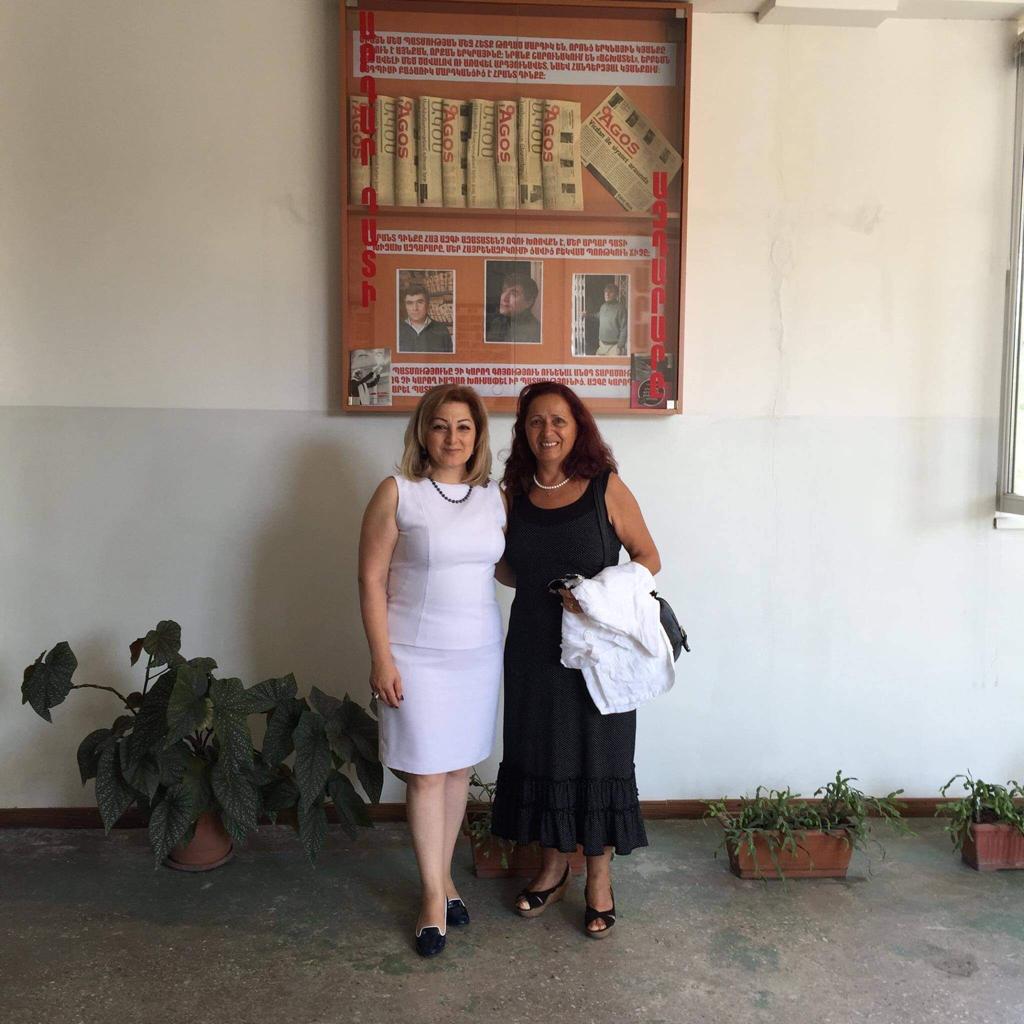 Երեւանի Հրանդ Տինքի անուան թիւ 44 դպրոցի բոլոր դասարաններուն Սեպտեմբերի 15-ին առաջին դասաժամը կը նուիրեն Հրանդ Տինքին